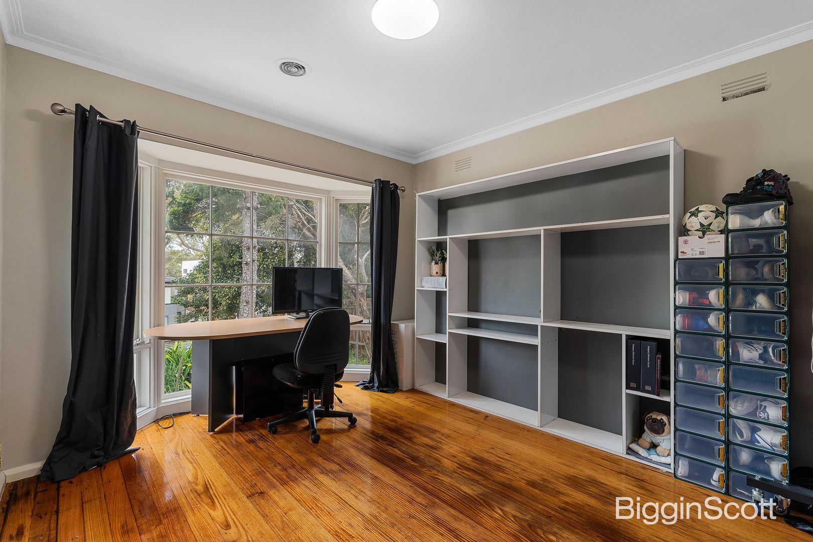 1 Seaton Court, Mount Waverley VIC 3149, Image 2