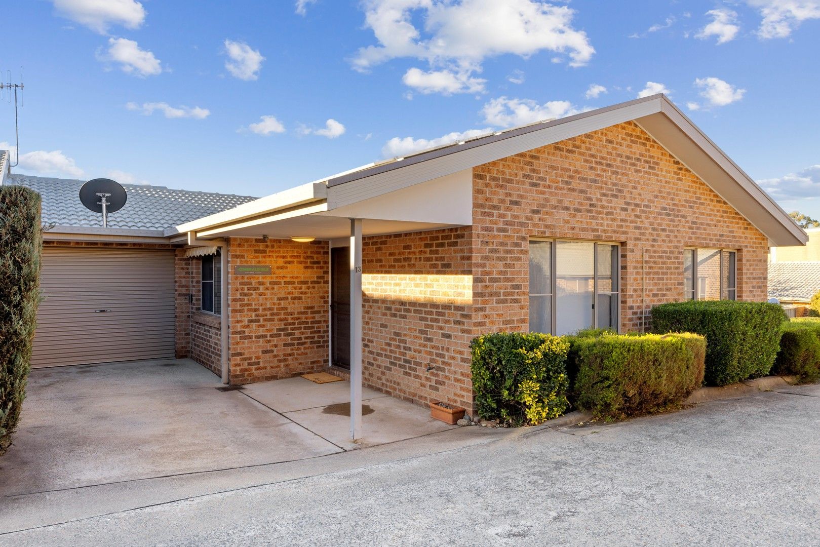 3 bedrooms Townhouse in 13/37 Derrima Road QUEANBEYAN NSW, 2620