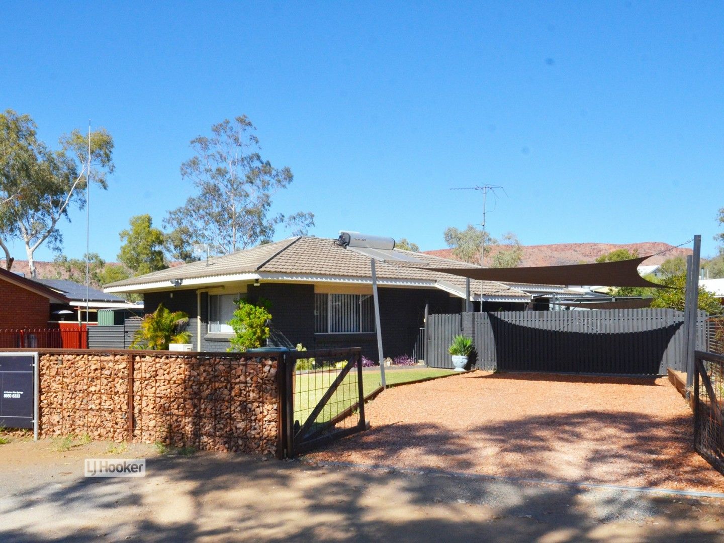 15 Grant Road, Larapinta NT 0875, Image 0