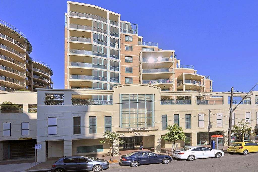 3 bedrooms Apartment / Unit / Flat in 402/1 Spring Street BONDI JUNCTION NSW, 2022