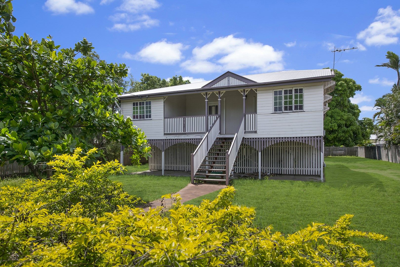 30 Kitchener Road, Pimlico QLD 4812, Image 0