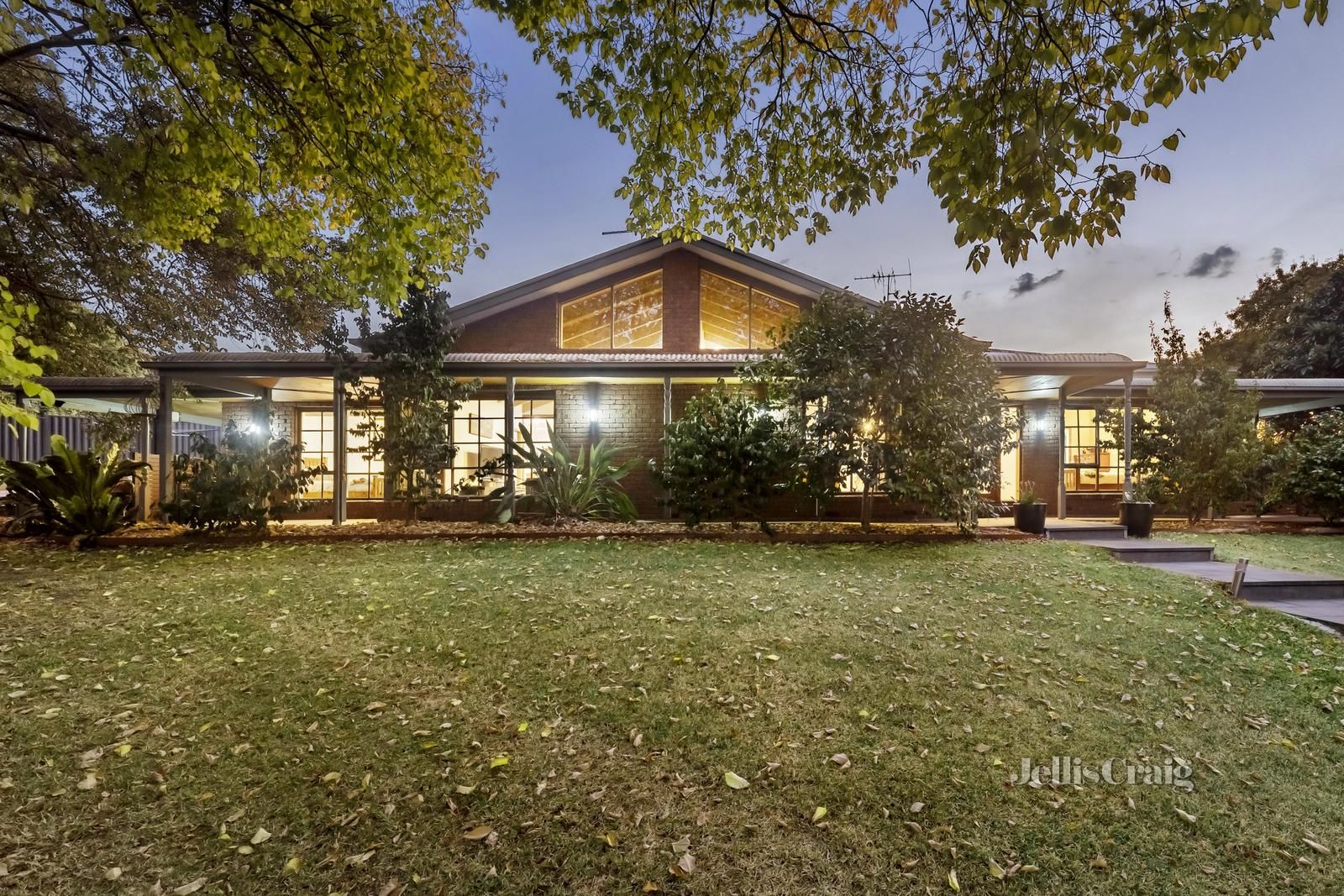 114 Taylor Road, Mooroolbark VIC 3138, Image 0