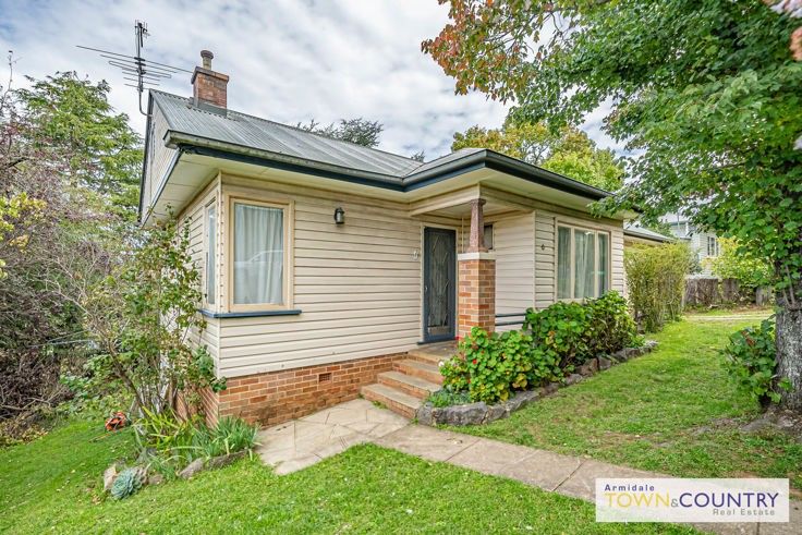 2 bedrooms House in 6 Quin Avenue ARMIDALE NSW, 2350