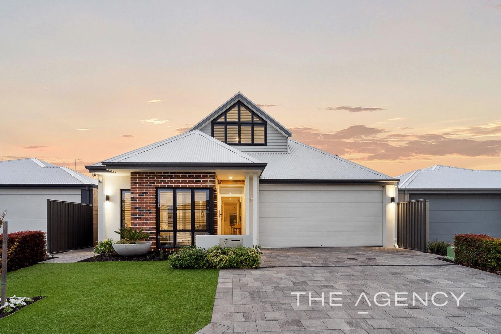 5 Aventurine Road, Treeby WA 6164, Image 0