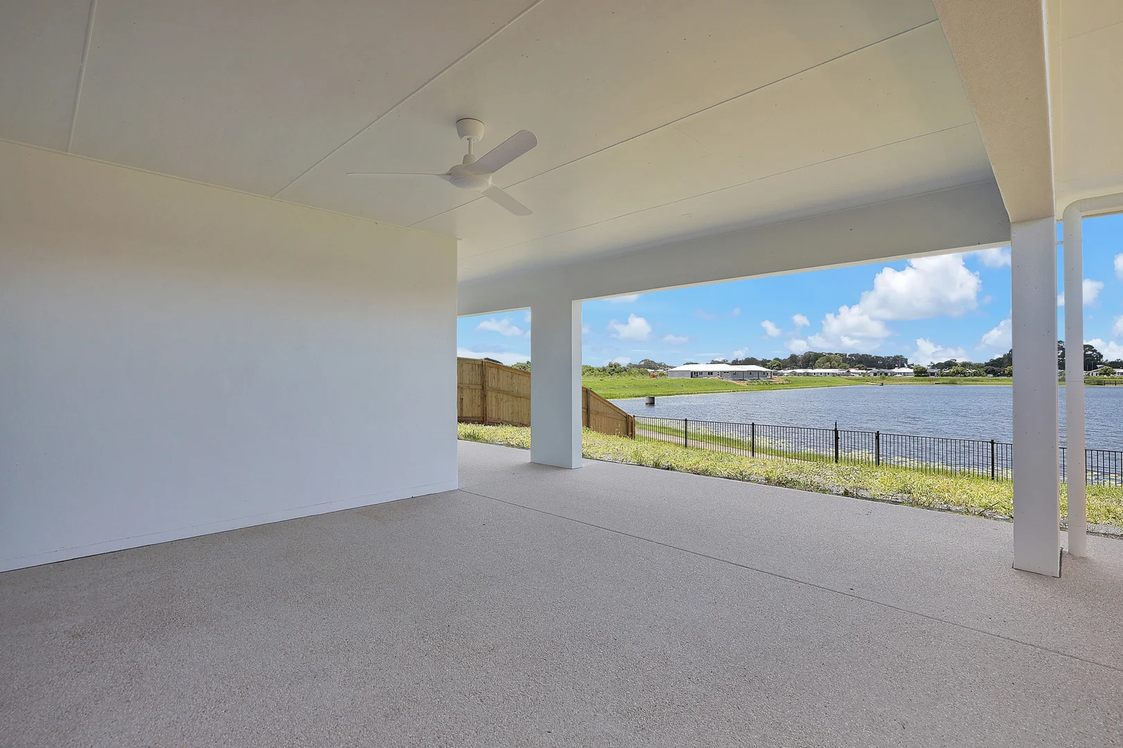 Additional image 3 of 16 Lakeside Way, Andergrove QLD 4740