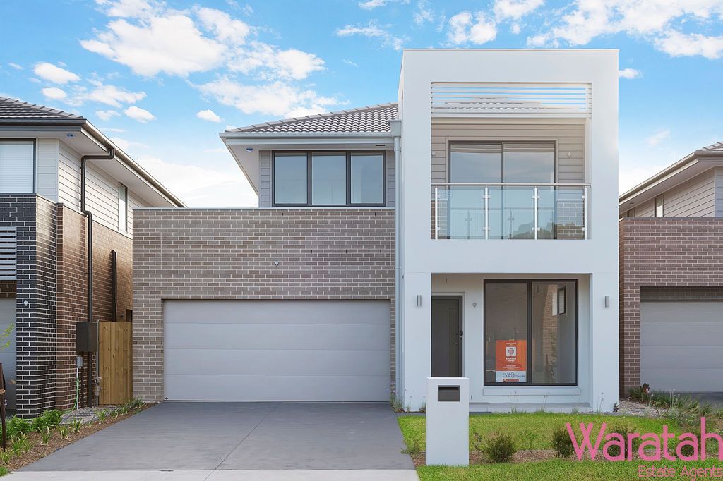 4 bedrooms House in 85 Hazelwood Avenue MARSDEN PARK NSW, 2765