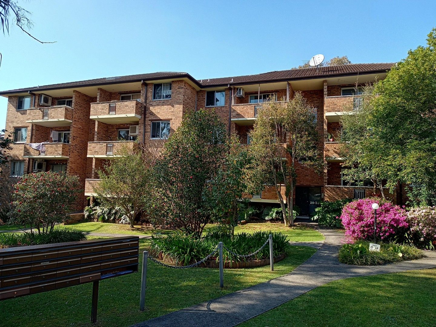 2 bedrooms Apartment / Unit / Flat in 9/34-38 Burdett Street HORNSBY NSW, 2077