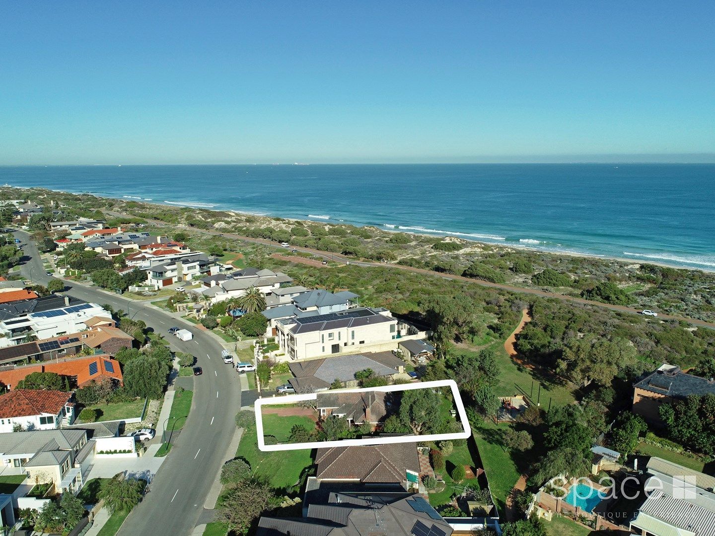 16 Branksome Gardens, City Beach WA 6015, Image 0