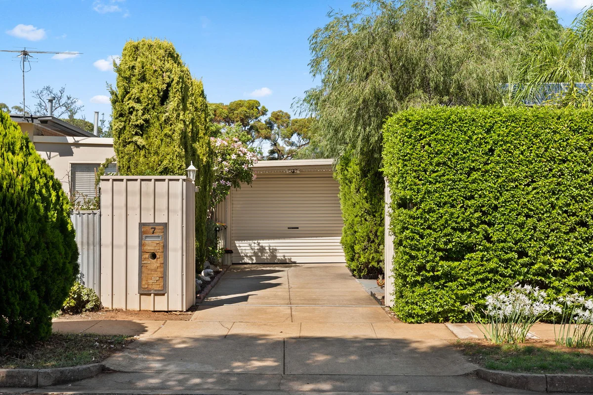 7 Sandford Road, Davoren Park SA 5113