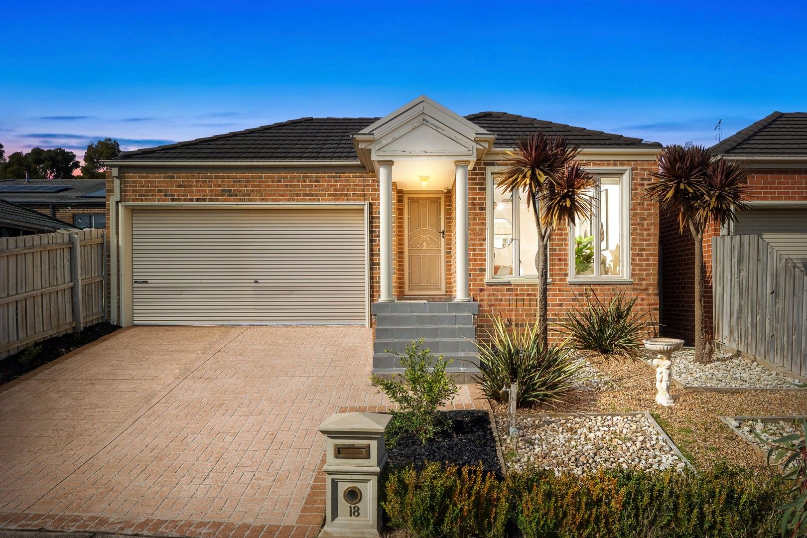 18 Rainer Road, South Morang VIC 3752, Image 0