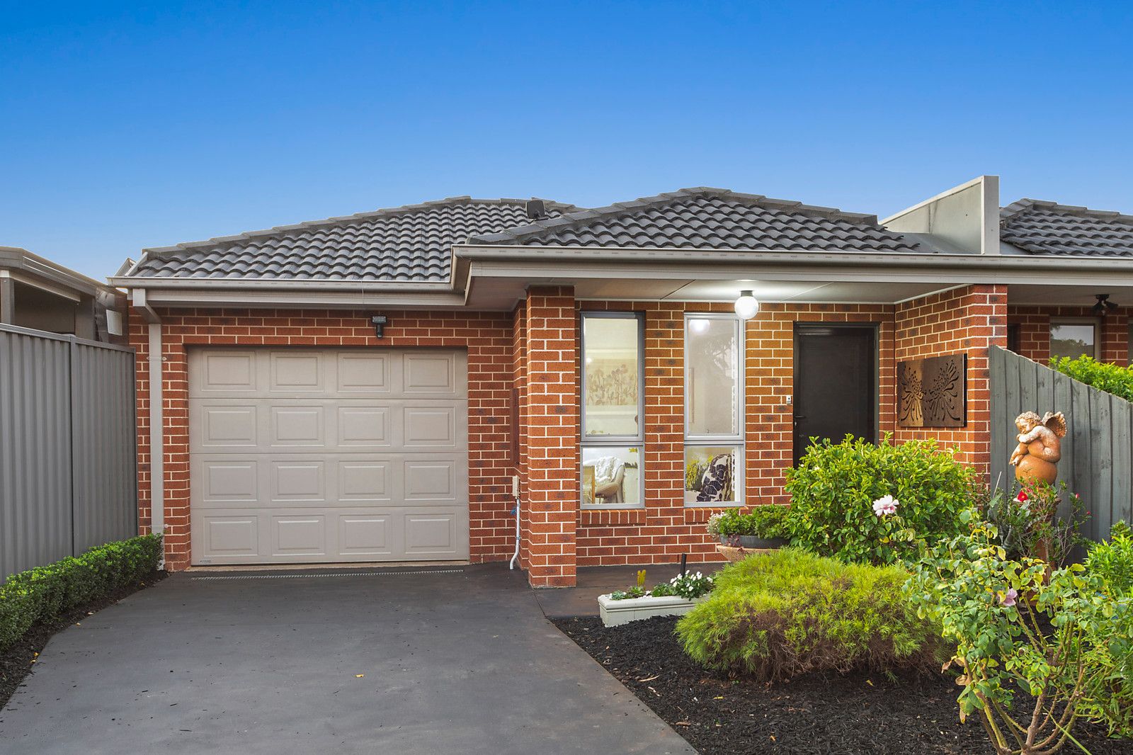 3 bedrooms House in 1/22 Berembong Drive KEILOR EAST VIC, 3033