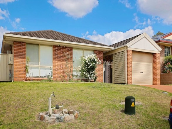 11 Mclaren Place, Ingleburn NSW 2565