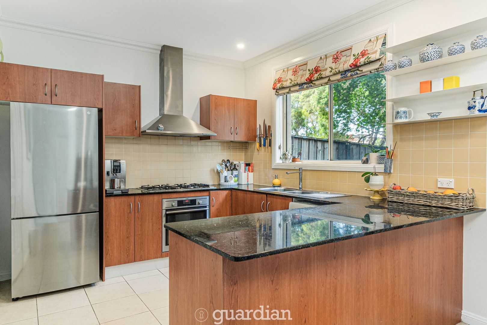 10/11 Harrington Avenue, Castle Hill NSW 2154, Image 2