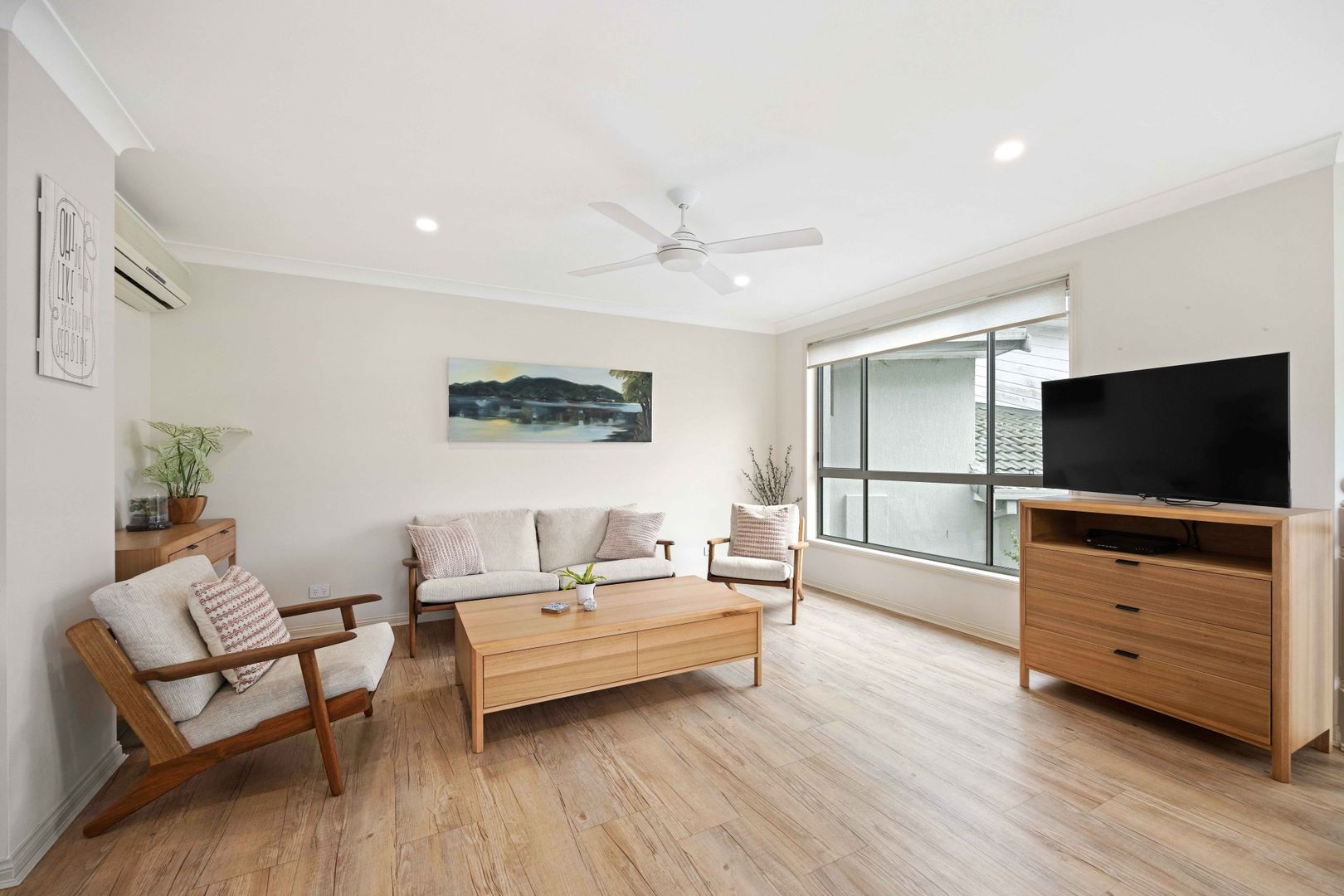 4/1649 Ocean Drive, Lake Cathie NSW 2445 Apartment For Rent Domain