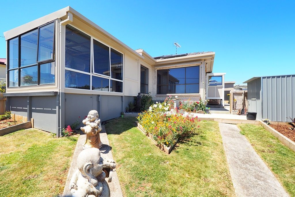 3 bedrooms House in 15 Lapthorne Close DON TAS, 7310