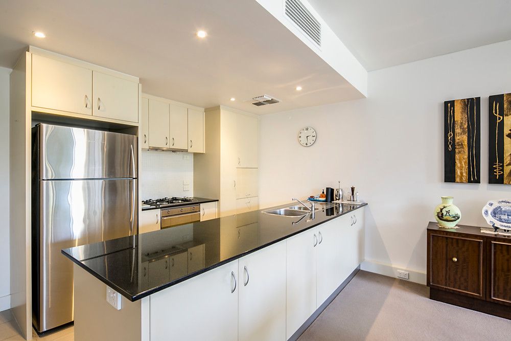 16B/16-20 Hurtle Square, Adelaide SA 5000, Image 2