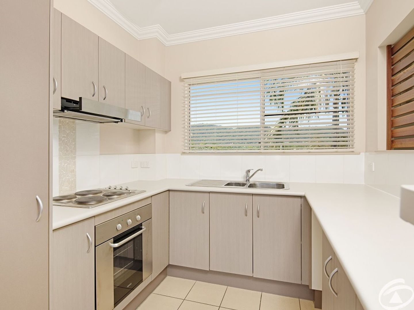 113/1 Maytown Close, Manoora QLD 4870, Image 1