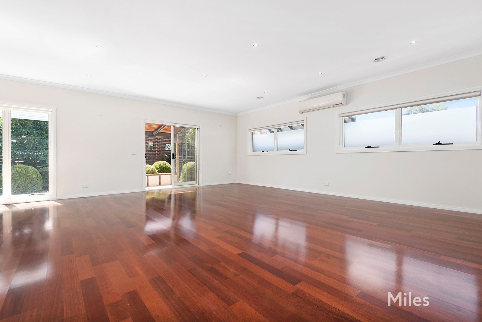 9A Mary Avenue, Heidelberg Heights VIC 3081, Image 1