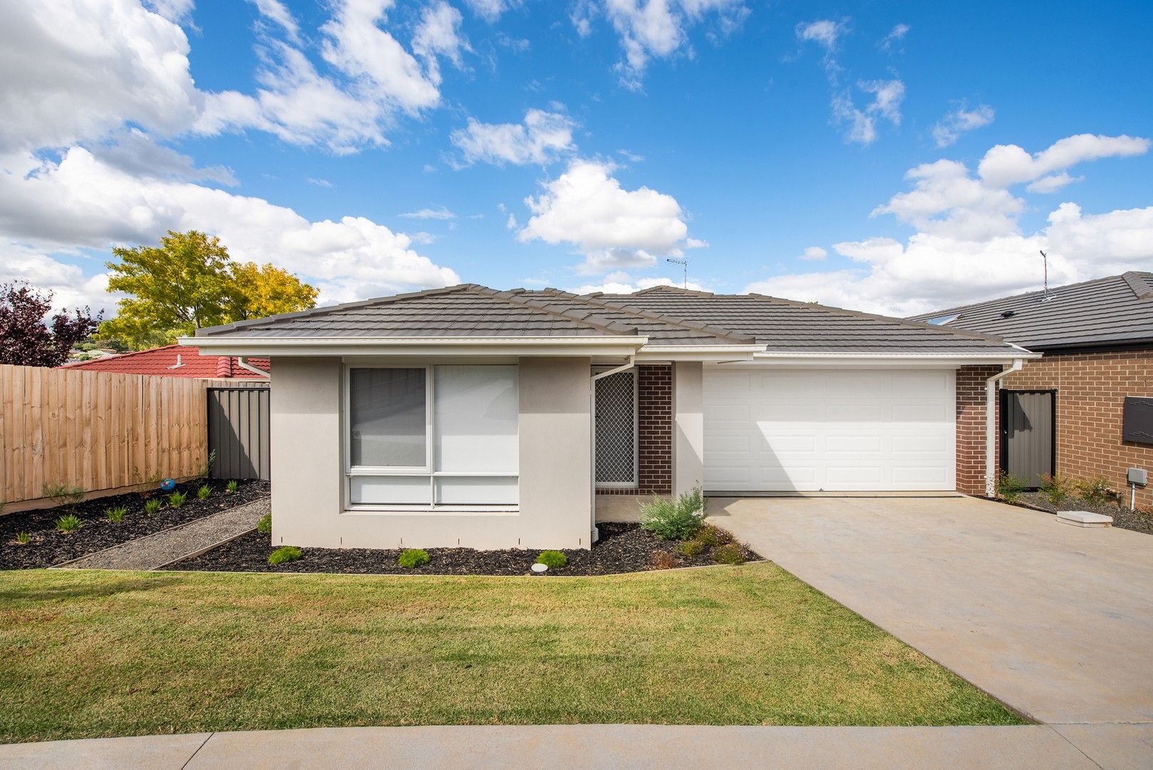 28 Expedition Circuit, Pakenham VIC 3810 House For Rent Domain