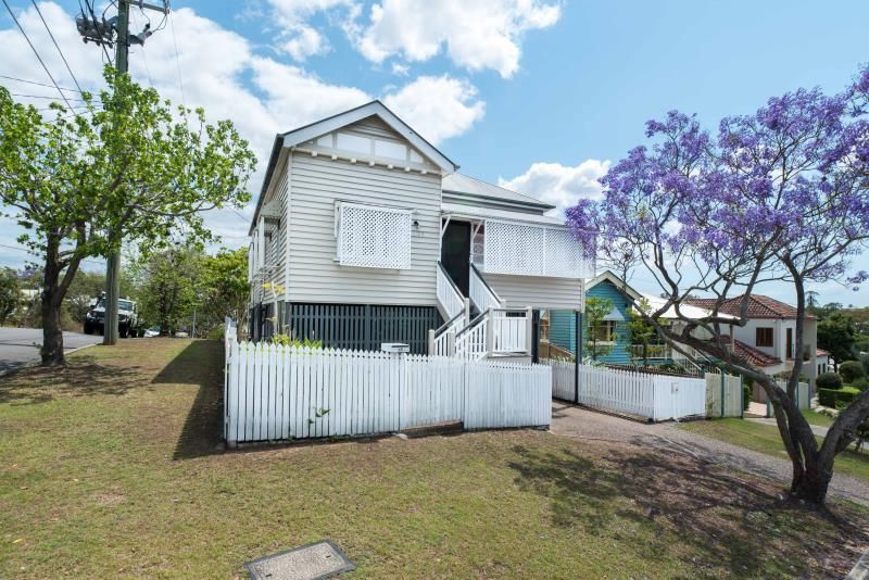 Property Report For 25 Vowles Street Red Hill Qld 4059