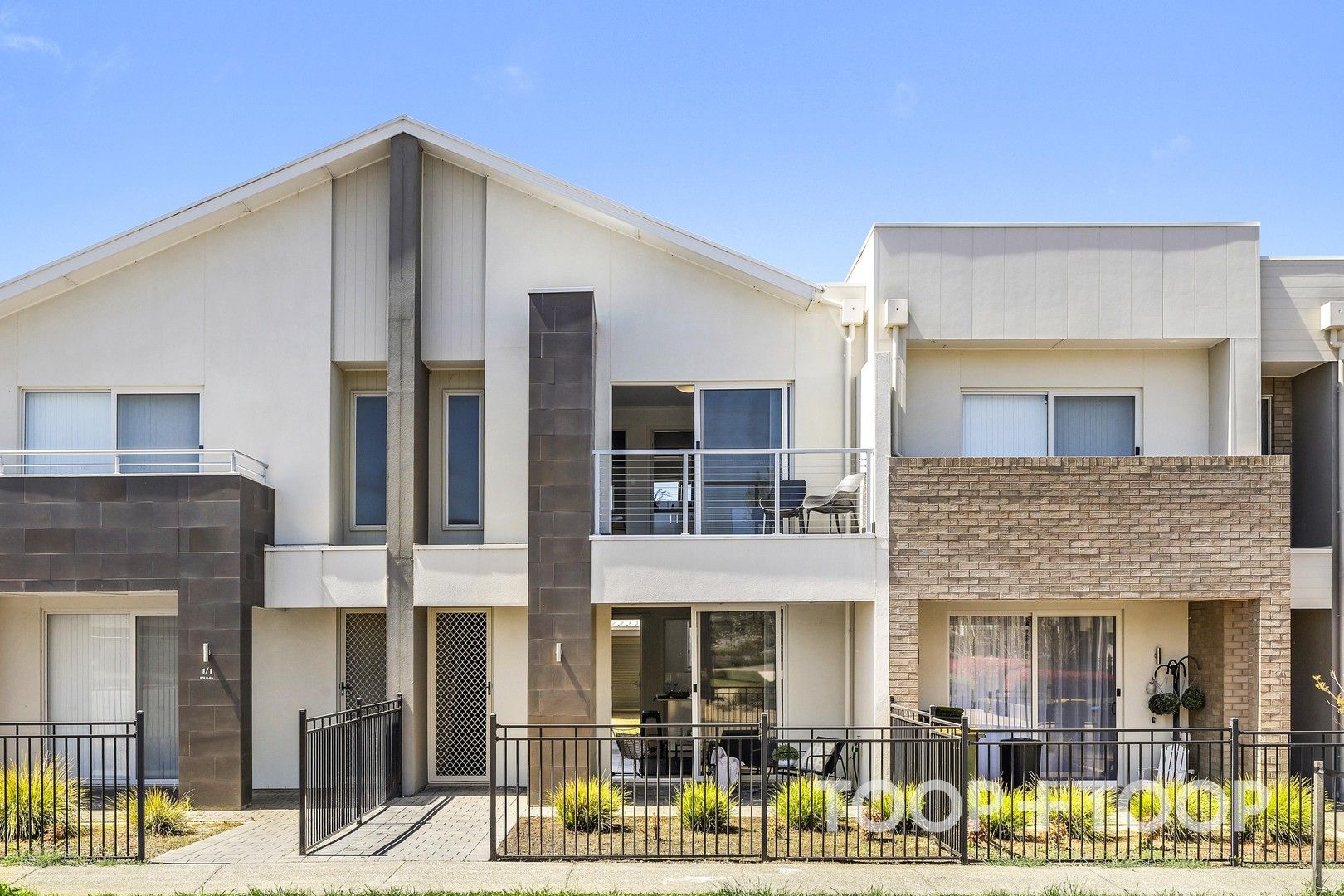 3 bedrooms Townhouse in 2/1 Polo Drive MOUNT BARKER SA, 5251