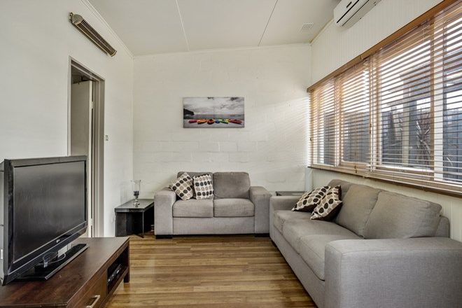 Picture of 2/17 Burdett Street, TOOTGAROOK VIC 3941