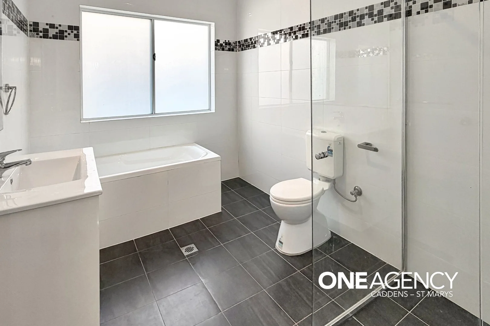 Additional image 3 of 32 Andrew Street, Grantham Farm NSW 2765