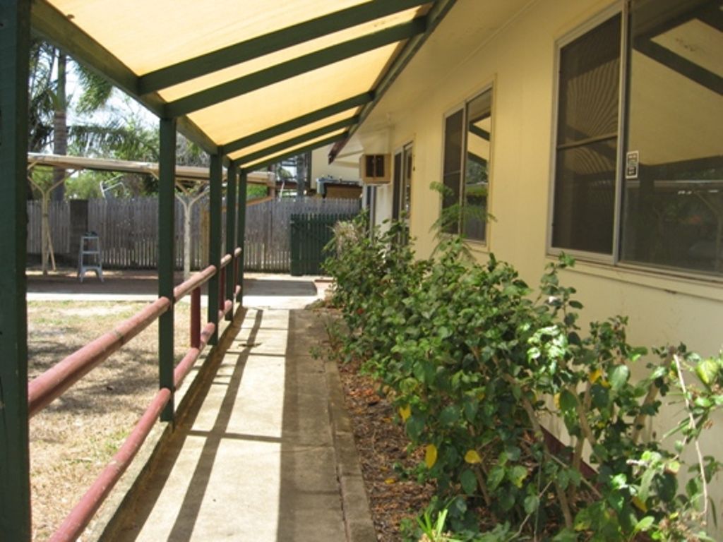 3 bedrooms House in 16 Edinburgh Drive DEERAGUN QLD, 4818