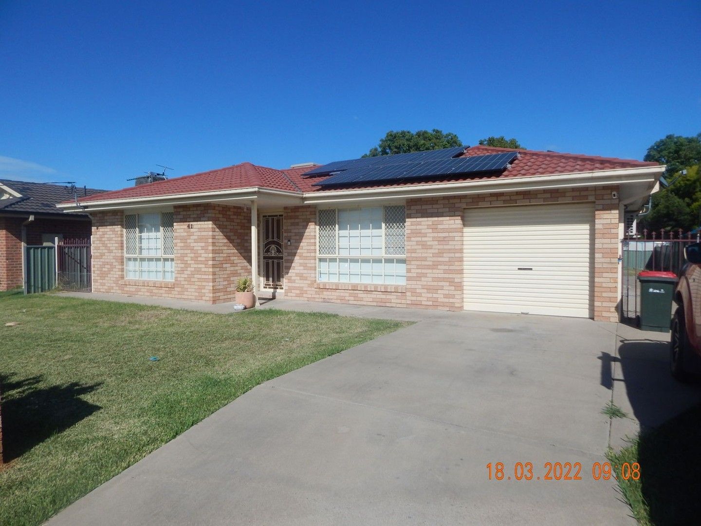 4 bedrooms House in 4 Brigalow Drive MOREE NSW, 2400