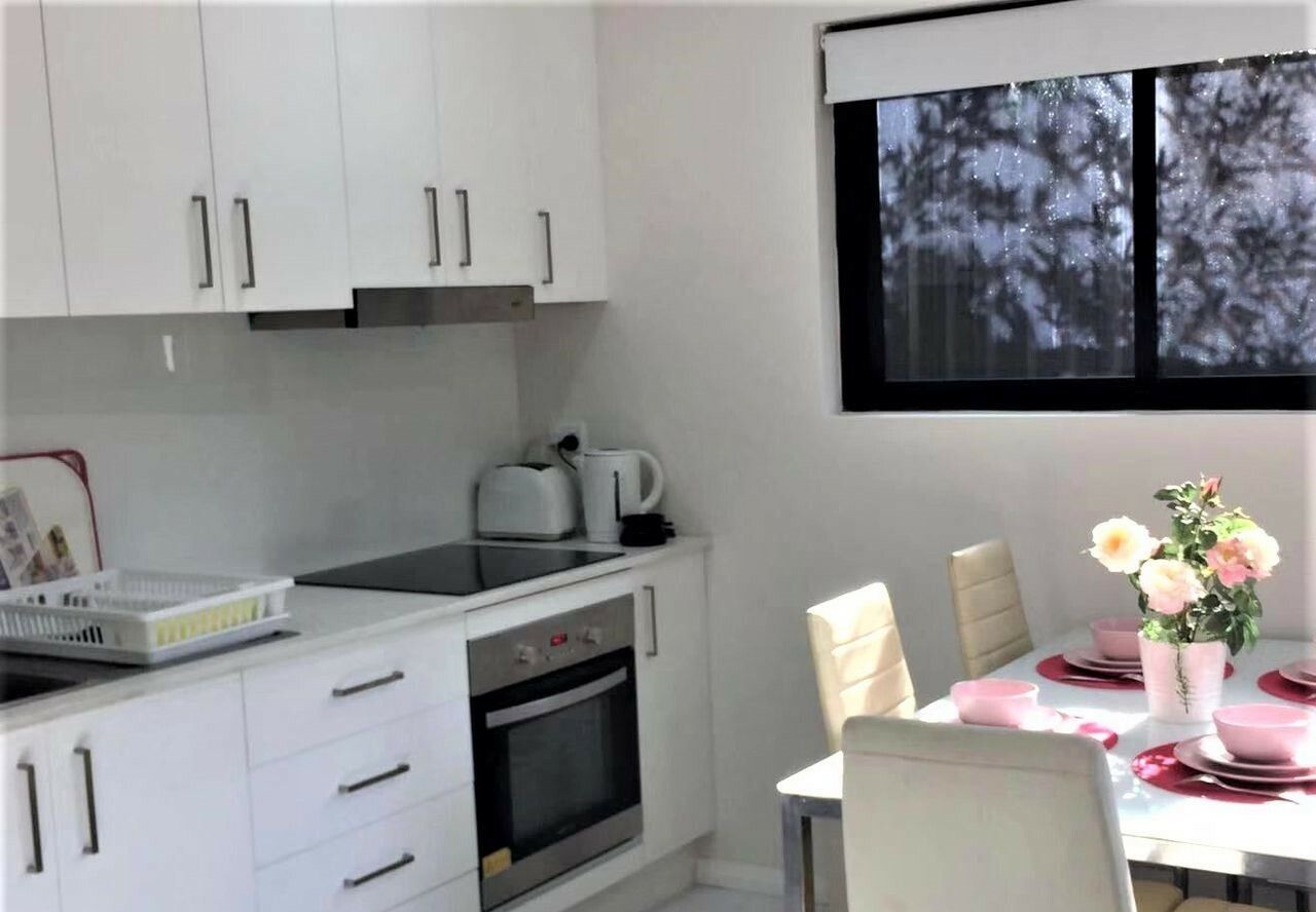 2 bedrooms House in 39A Thomas Street HURSTVILLE NSW, 2220