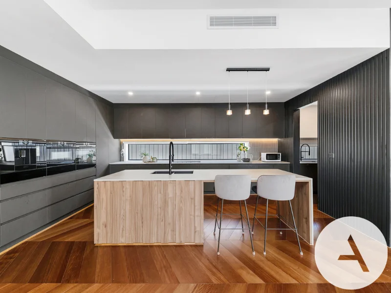 Additional image 2 of 67 Cygnet Crescent, Red Hill ACT 2603