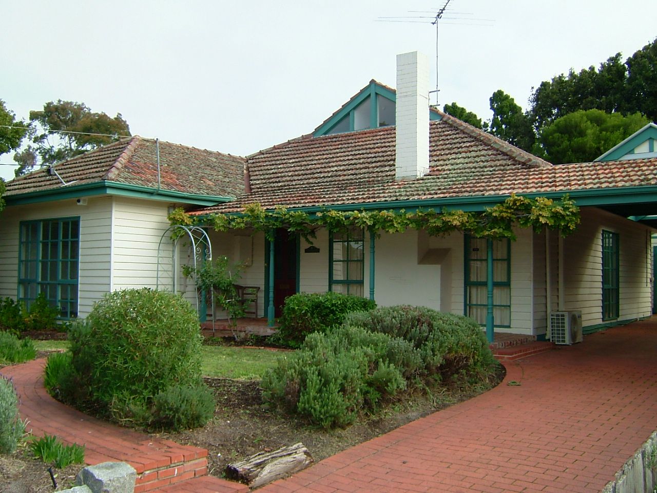 4 bedrooms House in 3 Elizabeth Street MENTONE VIC, 3194