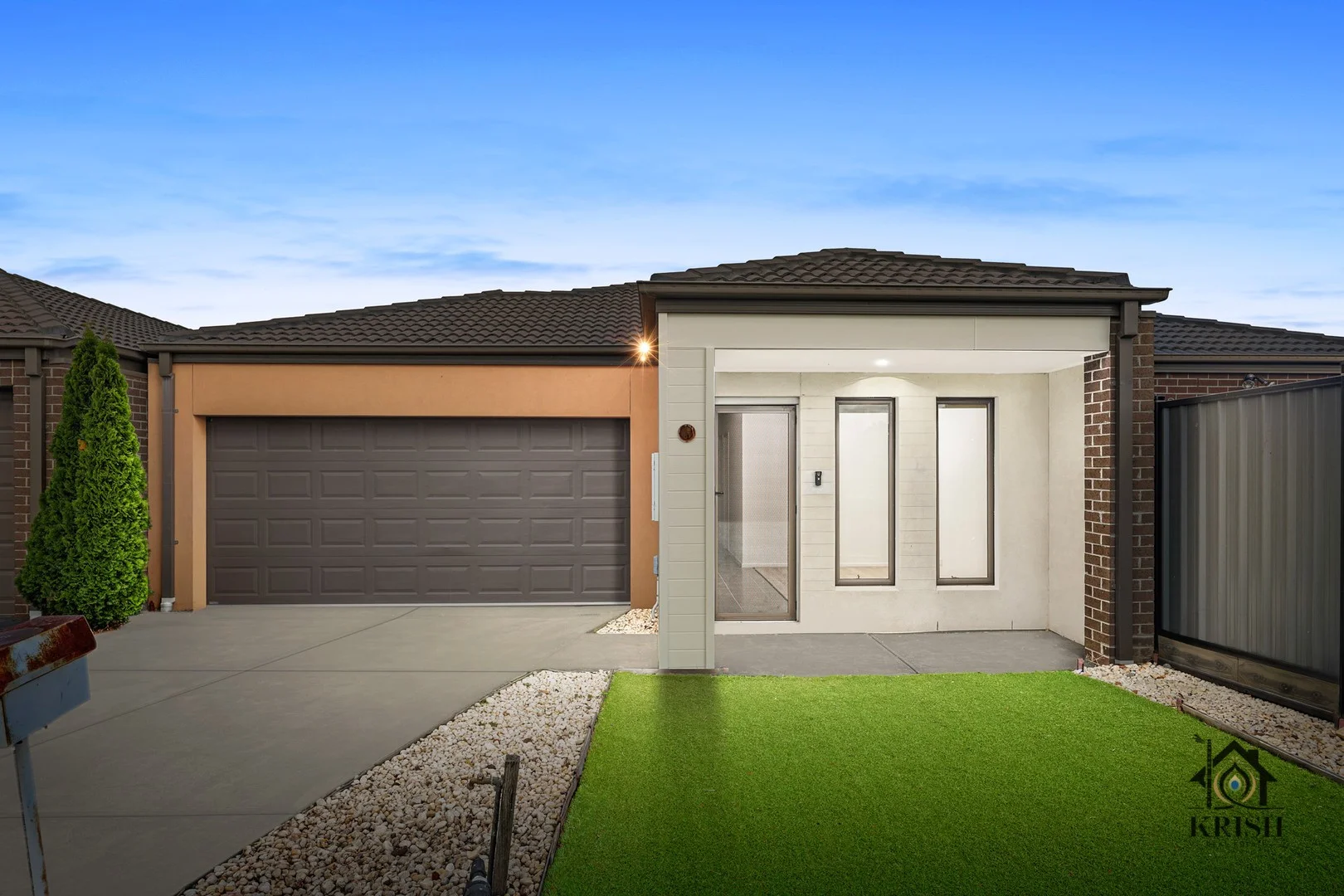 19 CUTLEAF CRESCENT, Tarneit VIC 3029