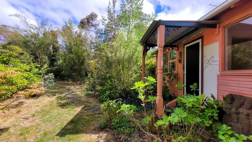 52 Sixth Avenue, Katoomba NSW 2780, Image 2