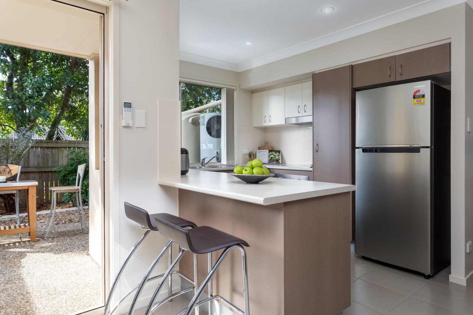 6/6 Canton Court, Manly West QLD 4179, Image 1