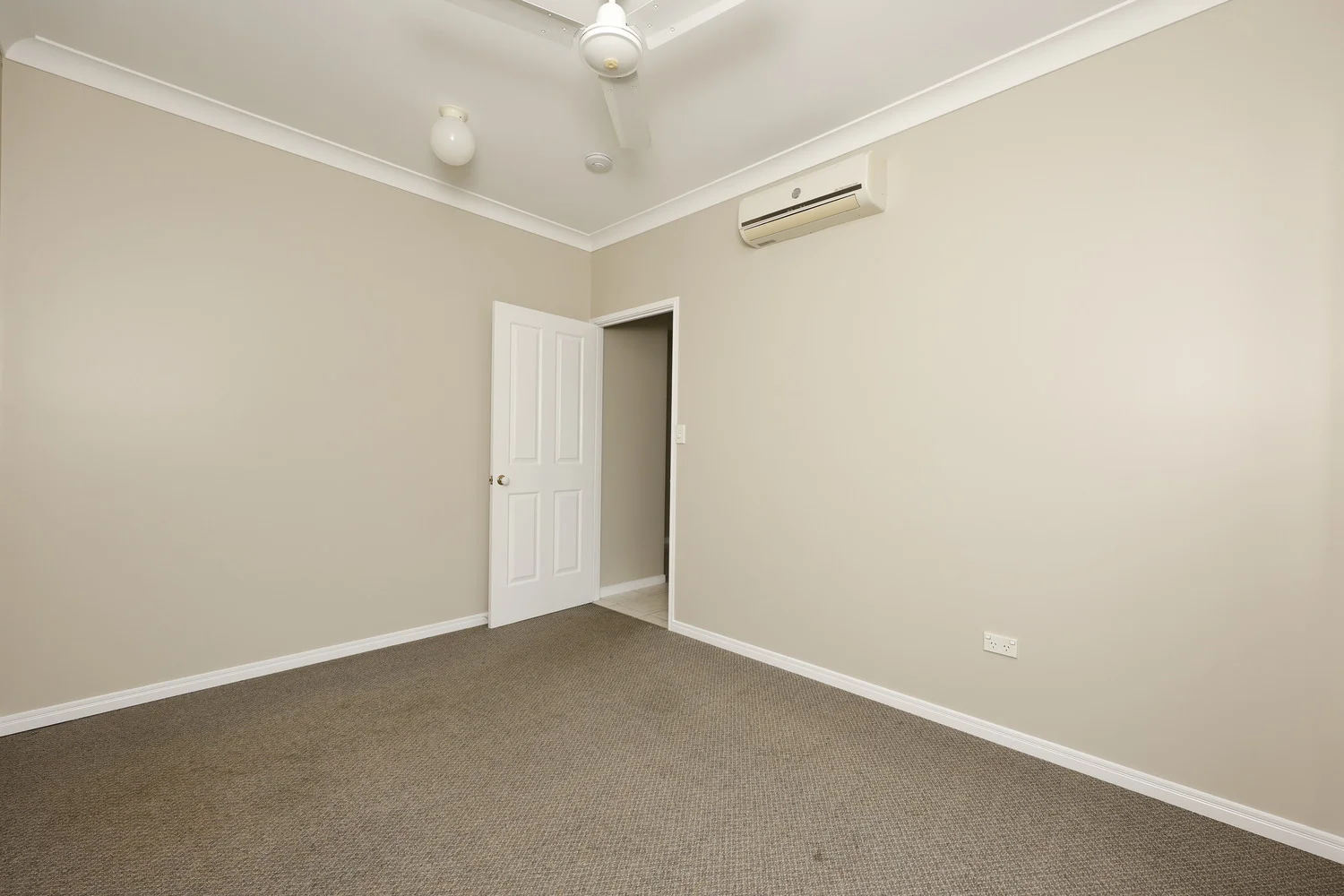 Additional image 10 of 44 Wills Street, Brinsmead QLD 4870