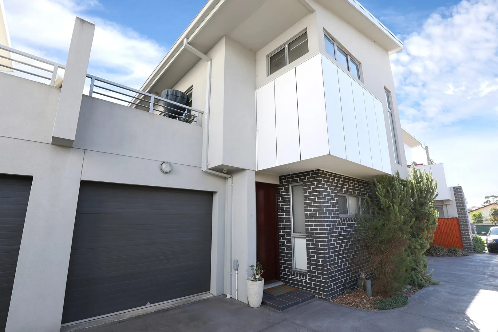 Primary image of 2/39 Middle Road, Maribyrnong VIC 3032