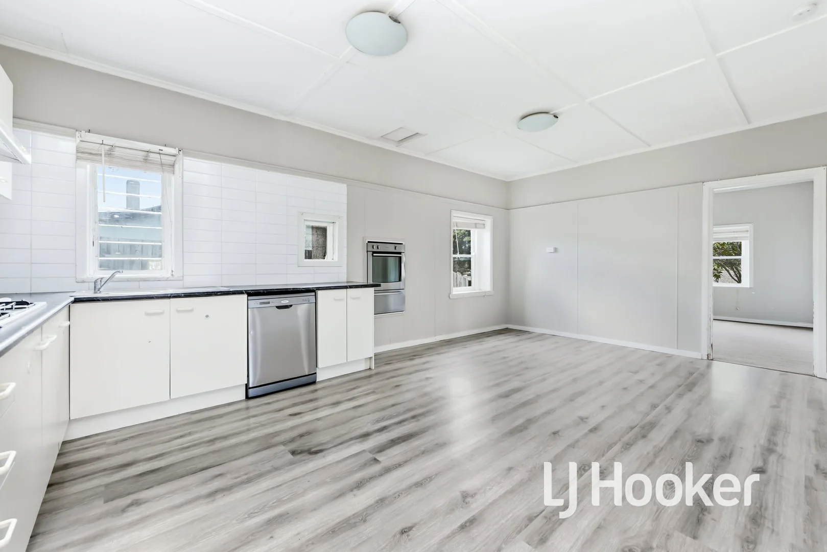 Additional image 11 of 34 Railway Avenue, Tynong VIC 3813