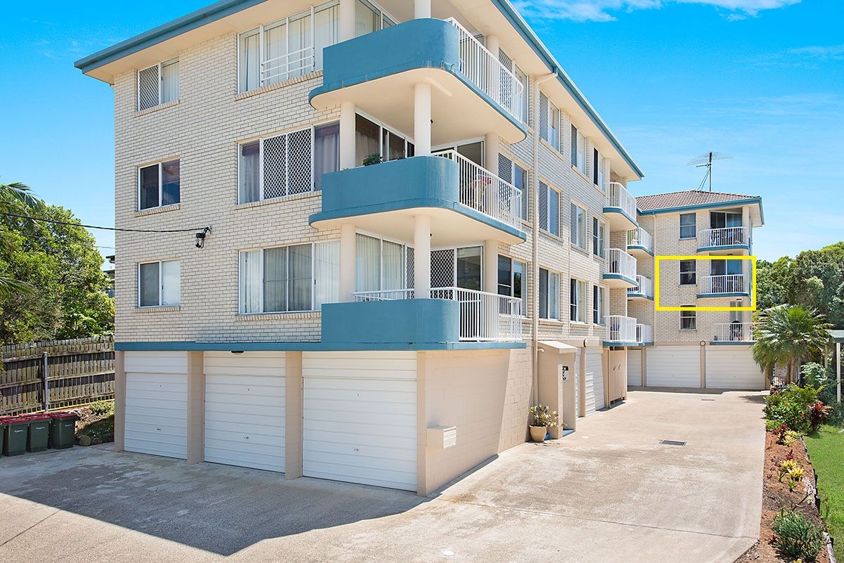 8/1 Queen Street, Moffat Beach QLD 4551, Image 2