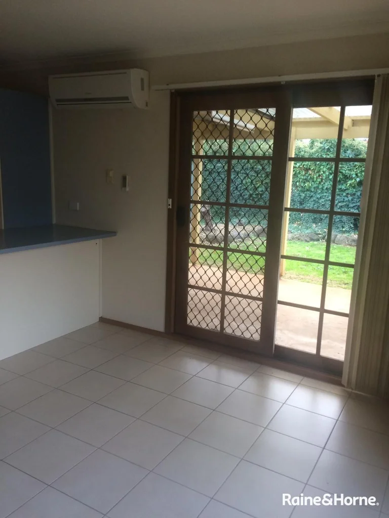 Additional image 6 of 2/23 Hume Avenue, Melton South VIC 3338