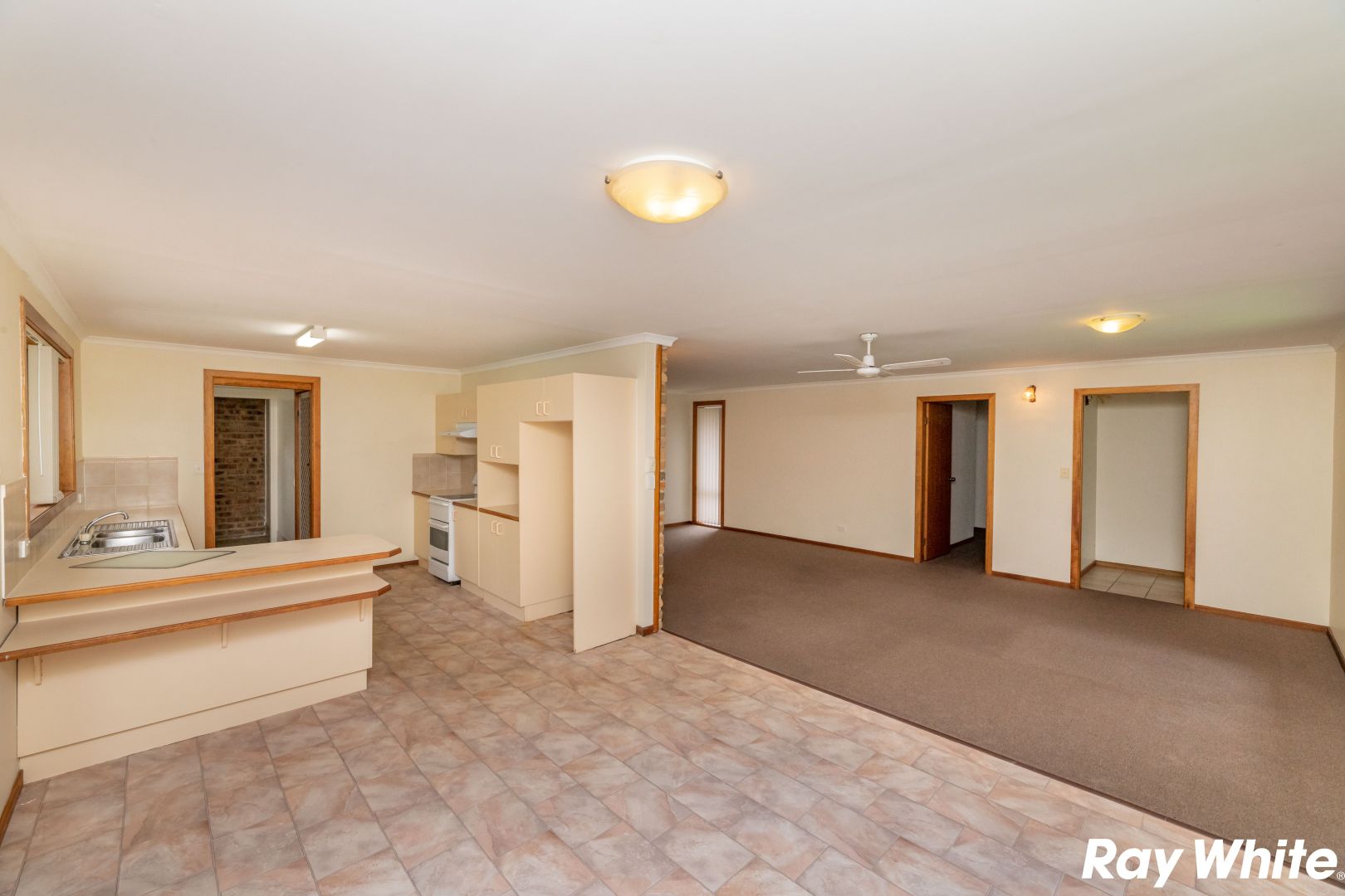 2/32 Hind Avenue, Forster NSW 2428, Image 2