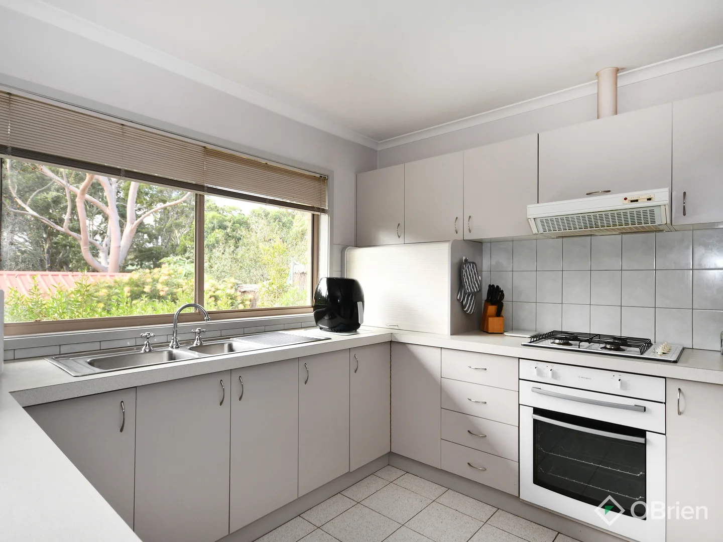 Additional image 2 of 65 Harnham Drive, Bairnsdale VIC 3875