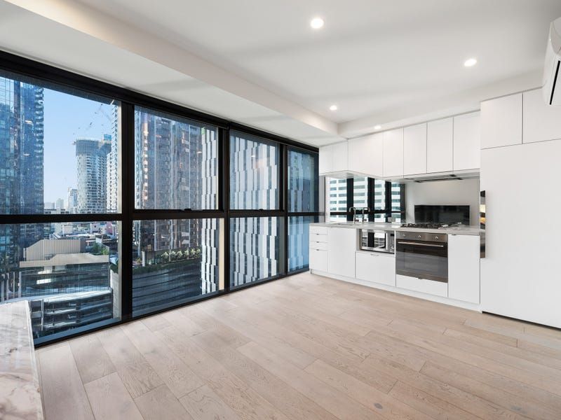 2 bedrooms Apartment / Unit / Flat in 1402/327 La Trobe St MELBOURNE VIC, 3000