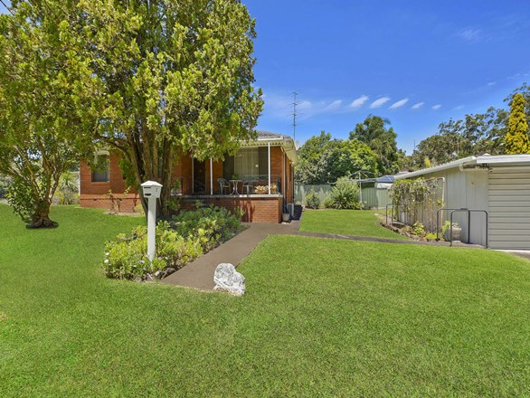 4 Pierce Street, Niagara Park NSW 2250