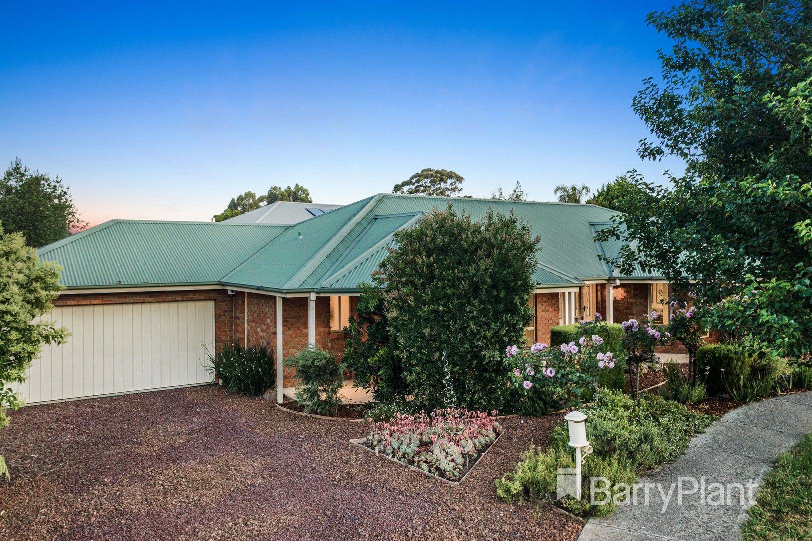 4 bedrooms House in 3 Pinot Place YARRA GLEN VIC, 3775