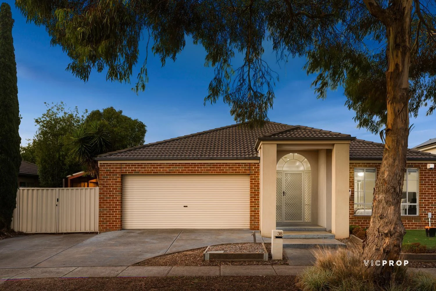 Primary image of 38 Damask Drive, Tarneit VIC 3029