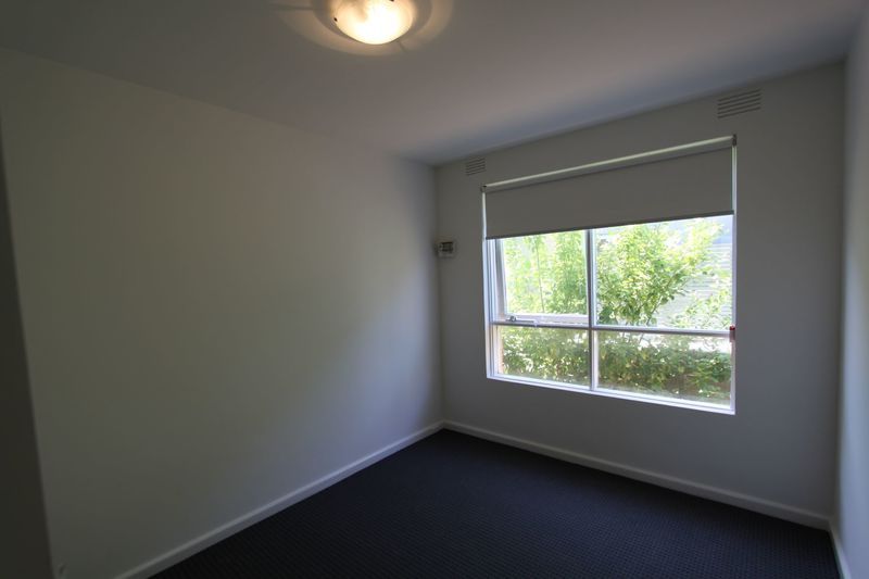 9/148 Glen Huntly Road, Elwood VIC 3184, Image 2