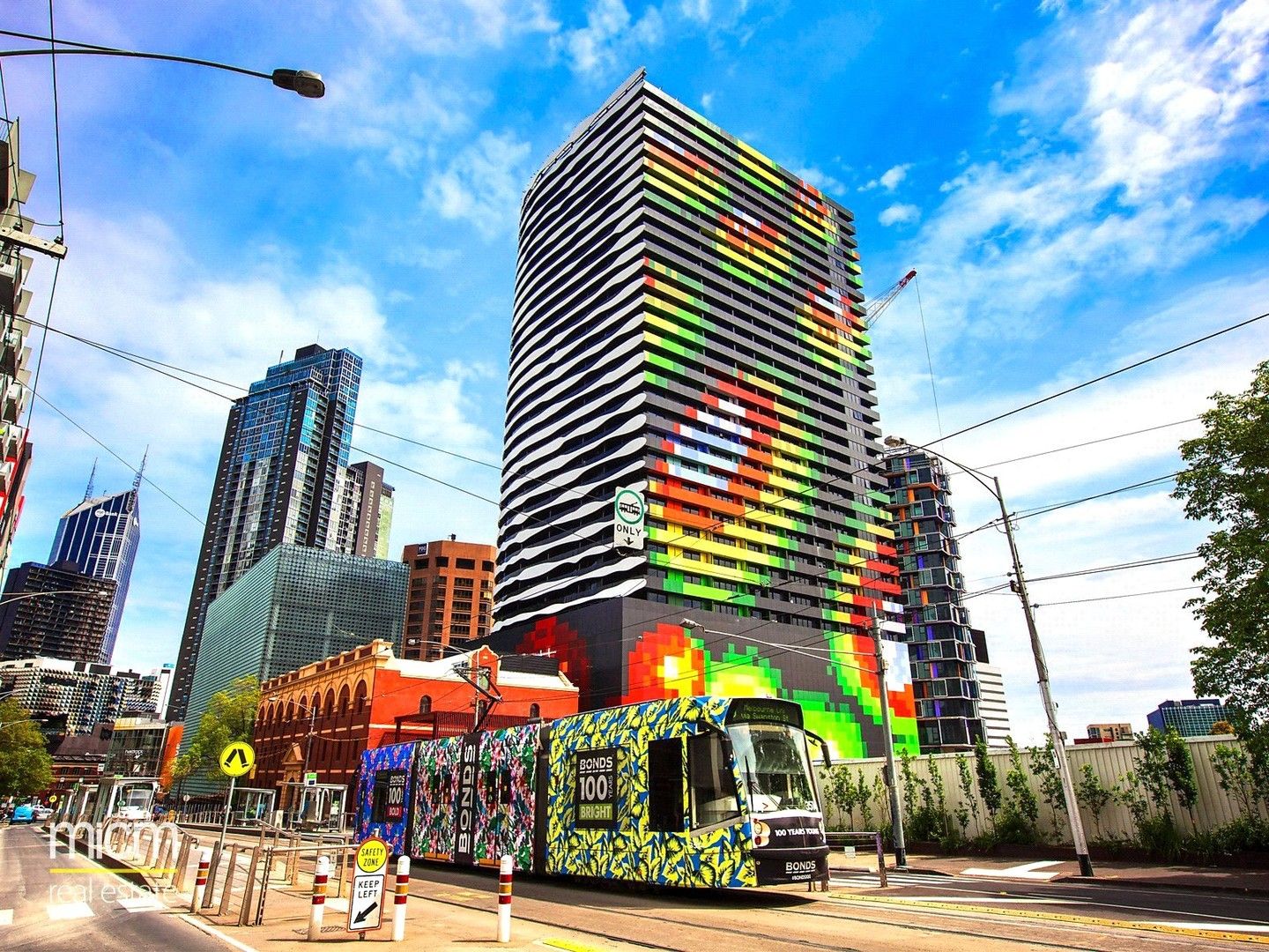 2 bedrooms Apartment / Unit / Flat in 608/555 Swasnton Street CARLTON VIC, 3053