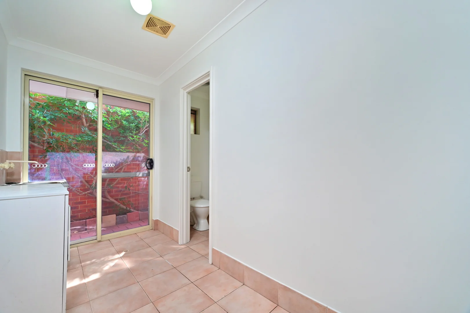 Additional image 15 of 4/19 Ungaroo Road, Westminster WA 6061