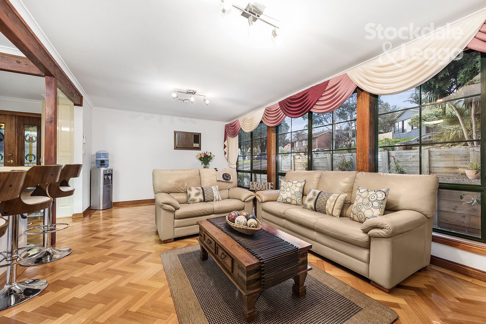 29 Hendricks Crescent, Jacana VIC 3047, Image 2